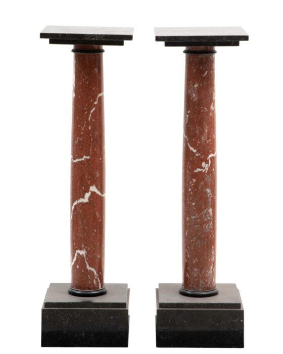 set pedestals