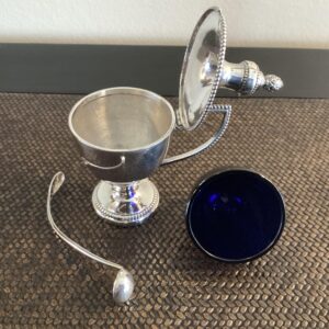 zilveren mosterdpot