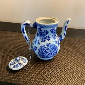 Chinees theepotje met ketting
