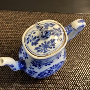 Chinees theepotje met ketting