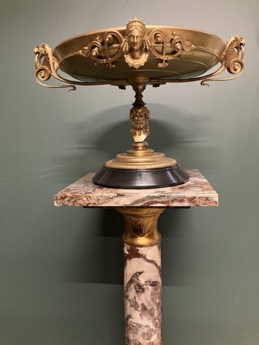 Bronzen tazza