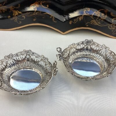 kleine bonbonmandjes