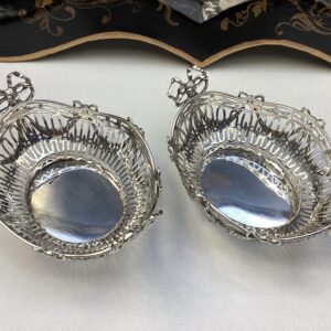 kleine bonbonmandjes