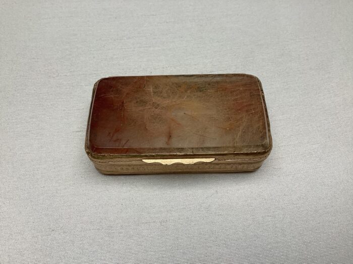 doorzichtig agaat doosje