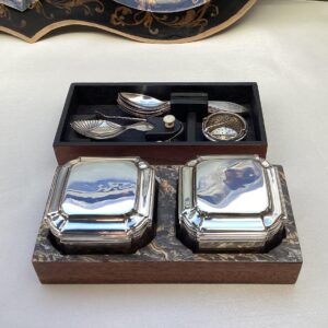 Louis Seize kist cuba mahonie