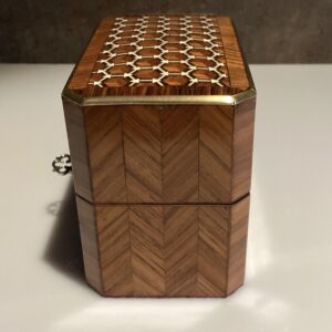 parfumdoosje met marquetry
