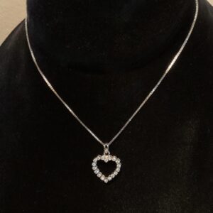 hartje met diamant collier